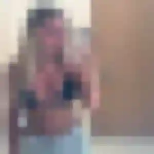 Jocelyne, 24 ans, connectée à Sainte-Foy-lès-Lyon pour une rencontre coquine