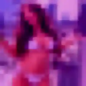Rencontre Magalie, 19 ans à Saintry-sur-Seine en privé
