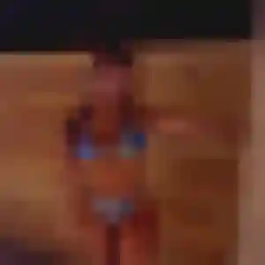 Rencontre Eva, 27 ans à Salles en privé