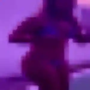 Ursula (39 ans) à Sorgues attend un plan cul ce soir