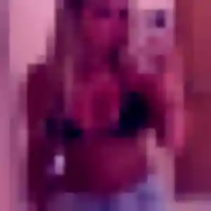 Contacte Fanny, 29 ans à Tarare en t'inscrivant