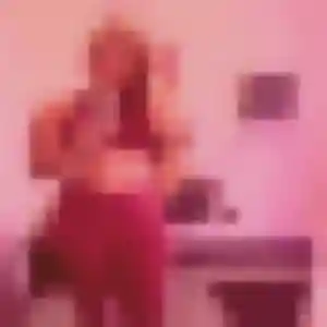 Photo sexy de Rosalie, 20 ans à Toulouges - plan discret