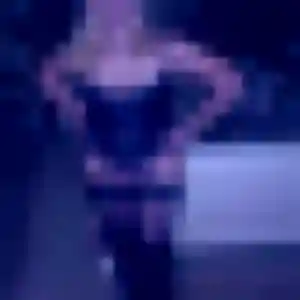 Charmante Ornella, 25 ans à Val-de-Moder - la contacter