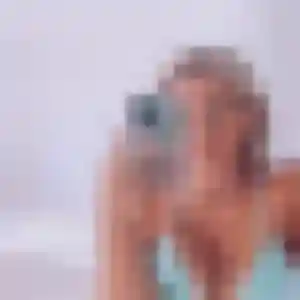 Oceane (25 ans) à Vendenheim attend une rencontre maintenant