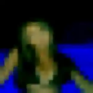 Gaelle (19 ans) à Versailles propose une rencontre rapidement