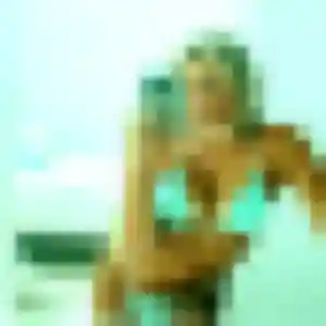 Melanie, femme de 26 ans propose plan cul à Villeneuve-d'Ascq